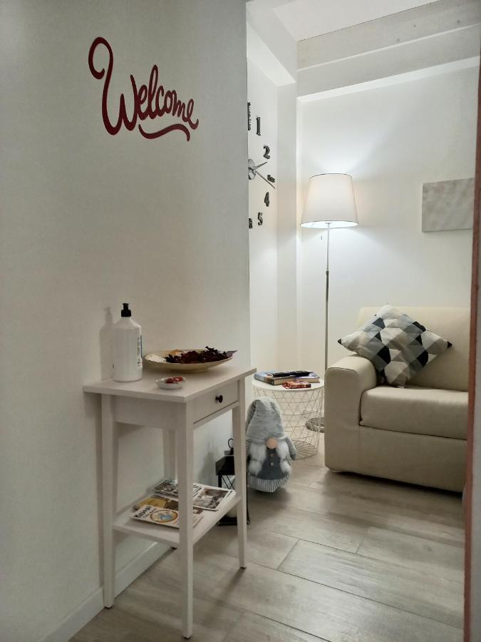 La Casa Di Virginia Apartment Arco Bagian luar foto